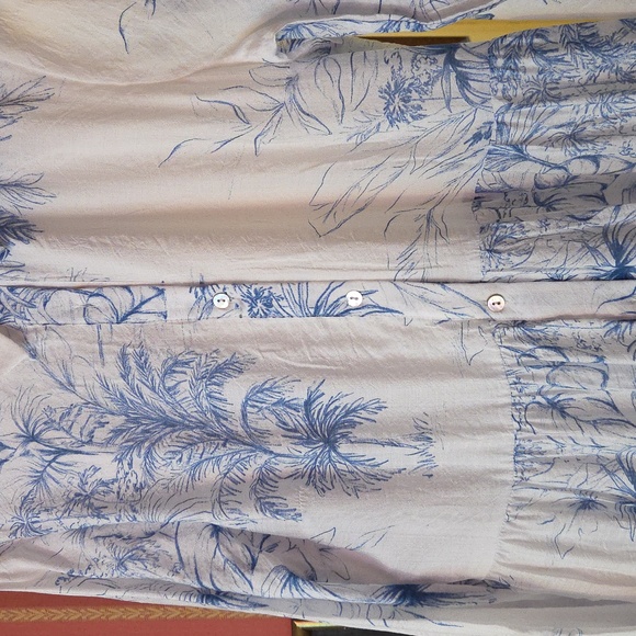 Lightweight Maxi Dress - Picture 3 of 5